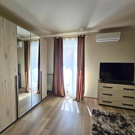 Casa Vacanze Oikia - Room Girasole Napoli Eksteriør billede