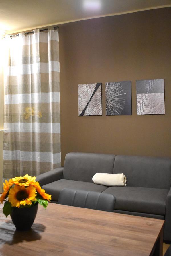 Casa Vacanze Oikia - Room Girasole Napoli Eksteriør billede