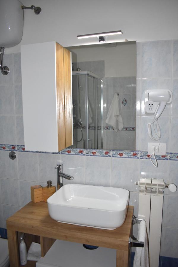 Casa Vacanze Oikia - Room Girasole Napoli Eksteriør billede