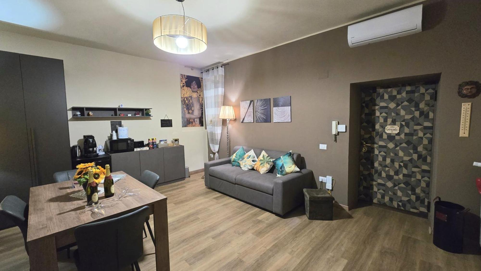 Casa Vacanze Oikia - Room Girasole Napoli Eksteriør billede